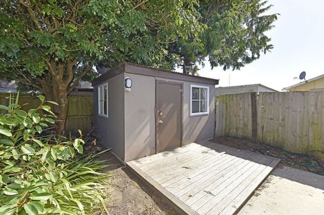 Photo of property in 2a Curzon Place, Parklands, Christchurch, 8083