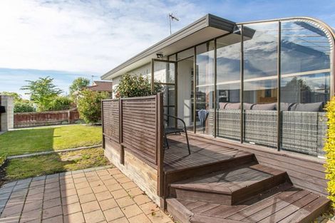 Photo of property in 39 Cowes Street, Avondale, Christchurch, 8061