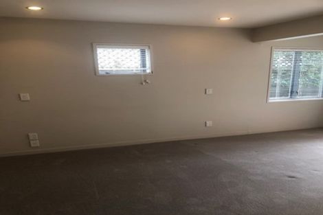 Photo of property in 382 Memorial Avenue, Burnside, Christchurch, 8053