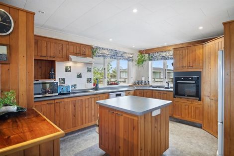 Photo of property in 3 Bella Villa Drive, Waiuku, 2123