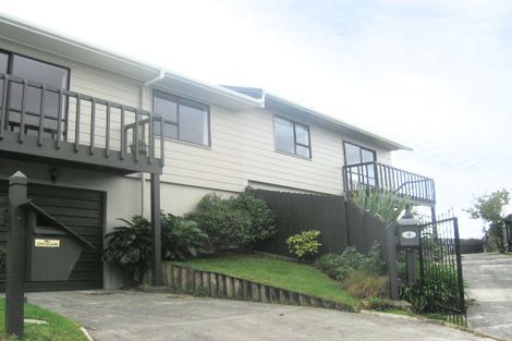 Photo of property in 13a Wisteria Grove, Maungaraki, Lower Hutt, 5010