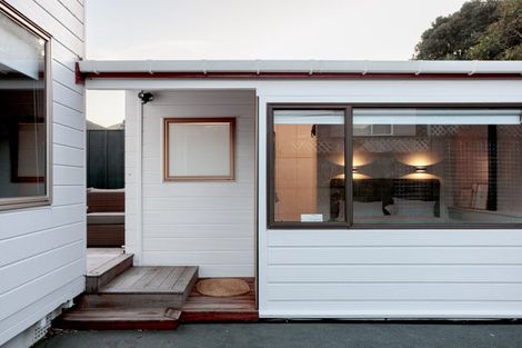 Photo of property in 6 Makorori Beach Road, Makorori, Gisborne, 4073