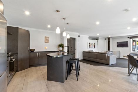 Photo of property in 14 Allendale Place, Morrinsville, 3300