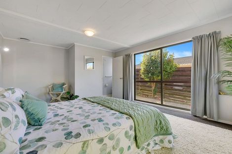 Photo of property in 21 The Mainsail, Whitby, Porirua, 5024