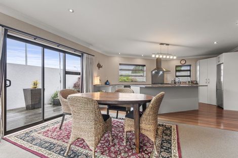 Photo of property in 42 Collingwood Street, Hokowhitu, Palmerston North, 4410