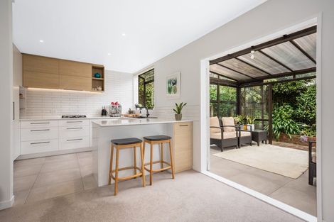 Photo of property in 6/354 Muritai Road, Eastbourne, Lower Hutt, 5013