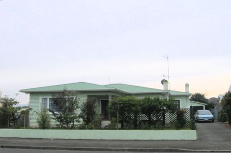 Photo of property in 211 Kennedy Road, Onekawa, Napier, 4110