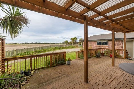 Photo of property in 229 Waihao Back Road, Waimate, 7979