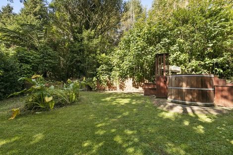 Photo of property in 124 Kamahi Street, Stokes Valley, Lower Hutt, 5019