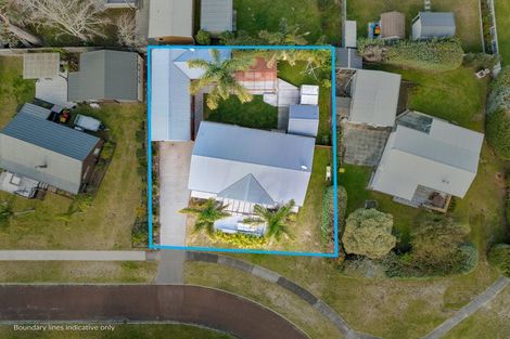 Photo of property in 13 Given Grove, Pauanui, Hikuai, 3579
