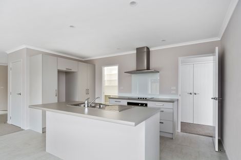 Photo of property in 26 Kahuparere Crescent, Pyes Pa, Tauranga, 3112