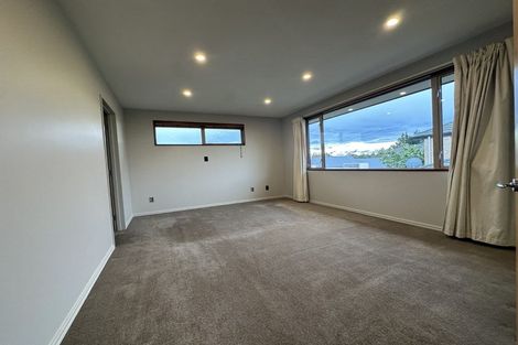 Photo of property in 25 Stableford Green, Burnside, Christchurch, 8053