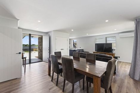 Photo of property in 6 Chardonnay Way, Te Kauwhata, 3710