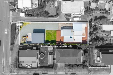 Photo of property in 116 Seaview Road, Paraparaumu Beach, Paraparaumu, 5032