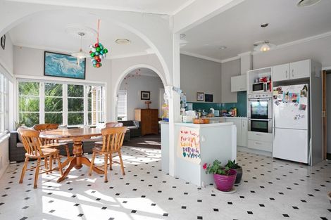 Photo of property in 2 Coulter Road, Te Awamutu, 3879