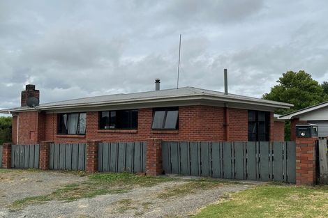 Photo of property in 72 Hurndall Street East, Maungaturoto, 0520