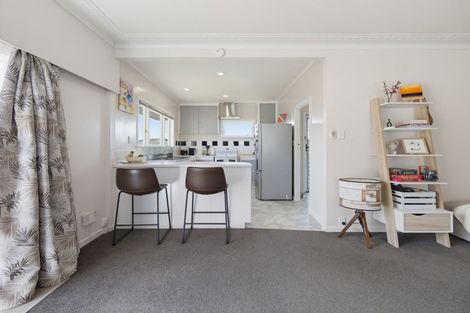 Photo of property in 37 Hooper Avenue, Pukekohe, 2120