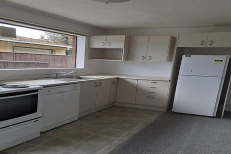 Photo of property in 4 Ballina Drive, Churton Park, Wellington, 6037