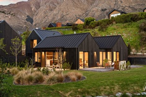 Photo of property in 7 Mckenzies Shute, Jacks Point, Queenstown, 9371