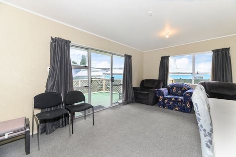 Photo of property in 12 Serrano Place, Clover Park, Auckland, 2023