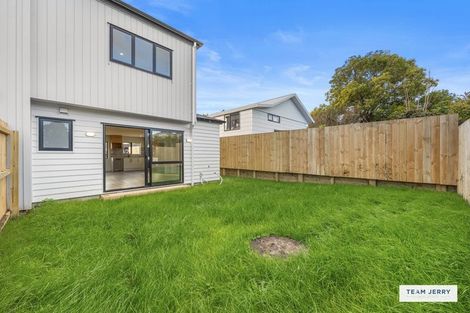 Photo of property in 40a Trentham Road, Papakura, 2110