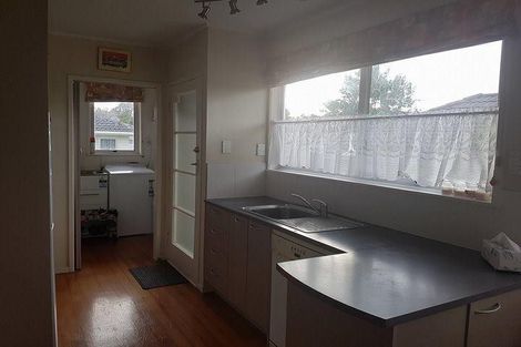 Photo of property in 36 Kirby Street, Glendene, Auckland, 0602