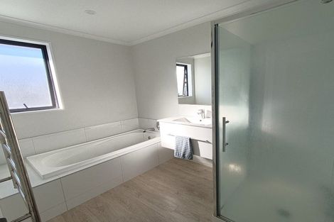 Photo of property in 40 Sholto Duncan Crescent, Halswell, Christchurch, 8025