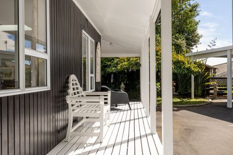 Photo of property in 2 Nigel Street, Havelock North, 4130
