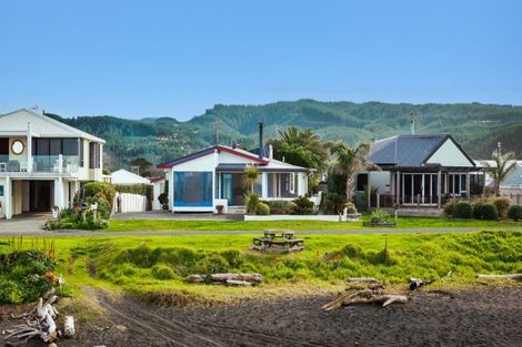 Photo of property in 109 North Shore Road, Eskdale, Napier, 4182