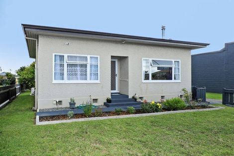 Photo of property in 1103 Heretaunga Street East, Parkvale, Hastings, 4122