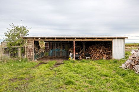 Photo of property in 229 Waihao Back Road, Waimate, 7979