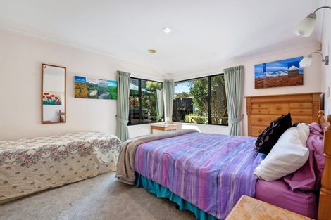 Photo of property in 3 Alleys Way, Ebdentown, Upper Hutt, 5018