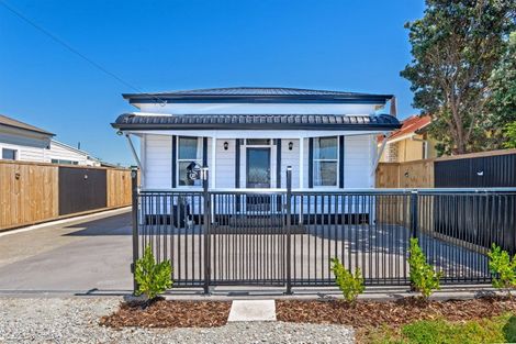 Photo of property in 21 Wellington Street, Te Hapara, Gisborne, 4010