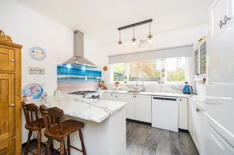 Photo of property in 35 Wanganui Road, Marton, 4710