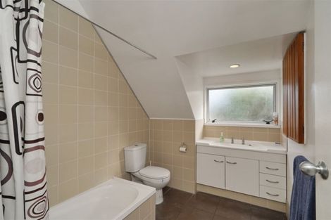 Photo of property in 34 Lees Road, Strowan, Christchurch, 8052