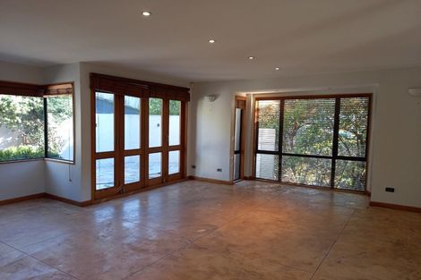 Photo of property in 8 Dalefield Drive, Cashmere, Christchurch, 8022