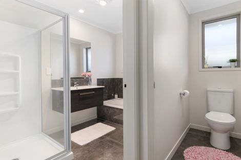 Photo of property in 3 Blacklock Road, Pyes Pa, Tauranga, 3112