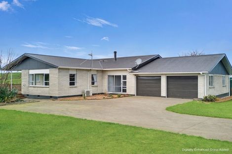 Photo of property in 131 Tiromoana Road, Maata, Eltham, 4398