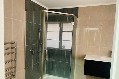 Photo of property in 12 Lincoln Road, Manurewa East, Auckland, 2102