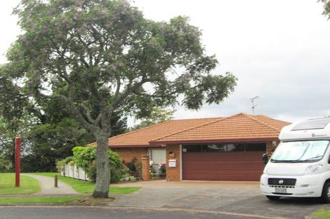 Photo of property in 24 Reynard Terrace, Conifer Grove, Takanini, 2112