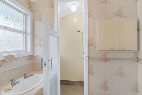 Photo of property in 11 Tuirau Place, Ilam, Christchurch, 8041