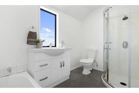 Photo of property in 6/44 London Street, Richmond, Christchurch, 8013