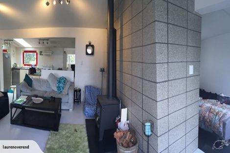 Photo of property in 29 Kauri Point Road, Laingholm, Auckland, 0604