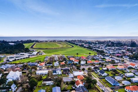 Photo of property in 1 List Street, Welbourn, New Plymouth, 4310