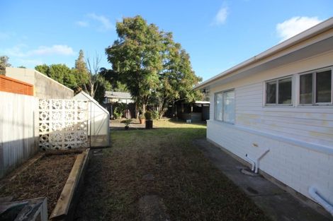 Photo of property in 12 Pinedale Place, Henderson, Auckland, 0610