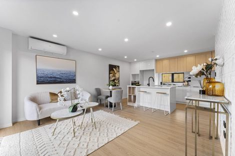 Photo of property in 4/12 Hamlin Road, Mount Wellington, Auckland, 1060