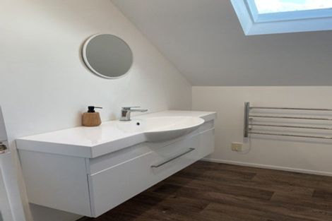 Photo of property in 15/37 Fields Parade, Oteha, Auckland, 0632