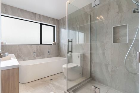 Photo of property in 39a Rodney Street, Howick, Auckland, 2014