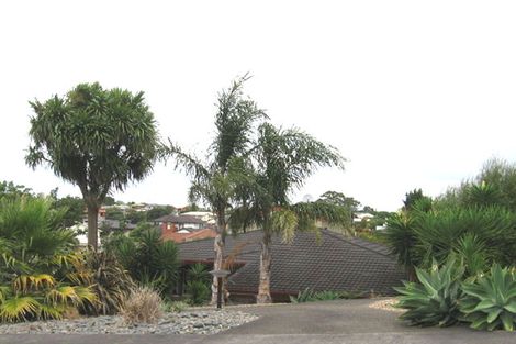 Photo of property in 9 Bernleigh Terrace, West Harbour, Auckland, 0618