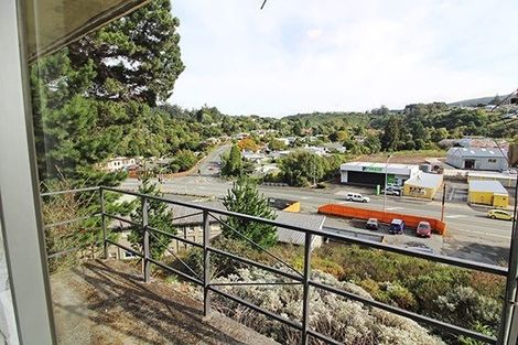 Photo of property in 137 Kaikorai Valley Road, Glenross, Dunedin, 9011